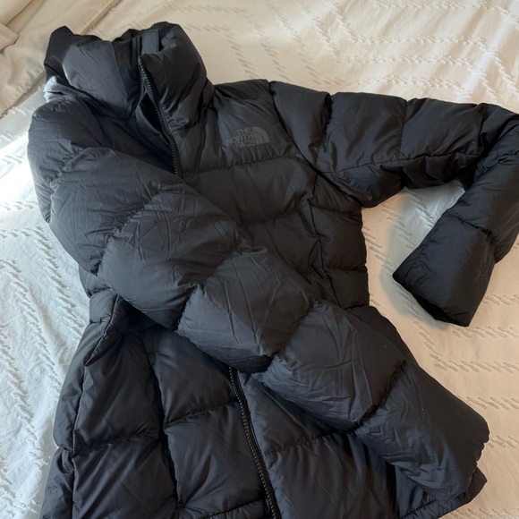 The North Face Metropolis down jacket - women’s size medium in Black - Picture 2 of 8